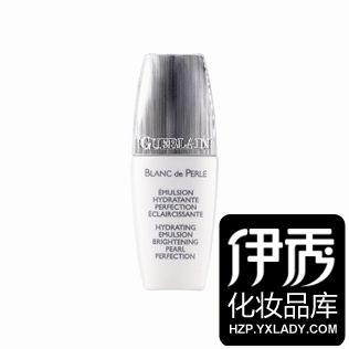 珍珠肌透白保湿乳液SPF 30 PA+++